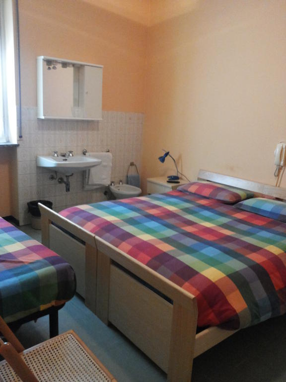 Albergo Il Gembro Sondrio Rum bild
