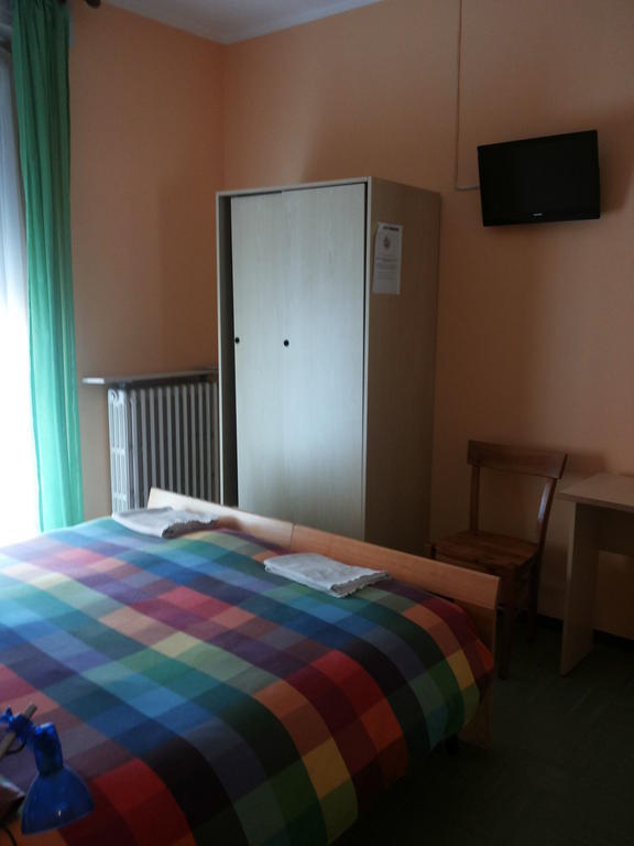 Albergo Il Gembro Sondrio Rum bild
