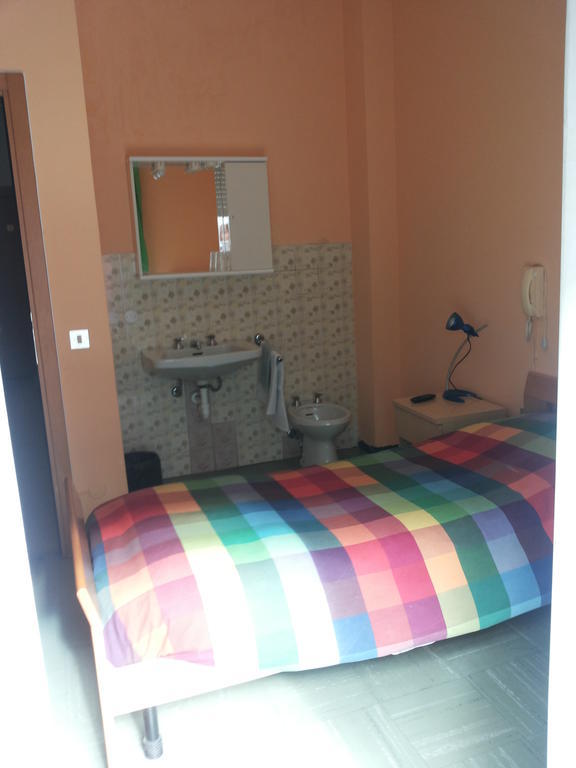 Albergo Il Gembro Sondrio Rum bild