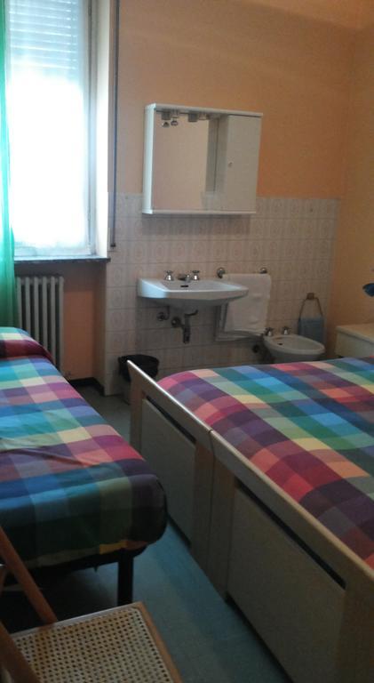 Albergo Il Gembro Sondrio Rum bild